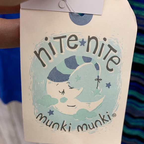 1 Set Left , Nite Nite Munki Munki Youth Pajama Set - Picture 5 of 8